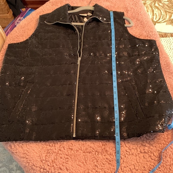 Chico’s XL Sequined Vest In EUC - Picture 5 of 6
